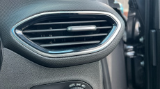 Vauxhall Crossland 1.2 Turbo Ultimate 5dr Petrol Hatchback